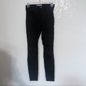 EVERLANE / high rise skinny jean 25 regular black